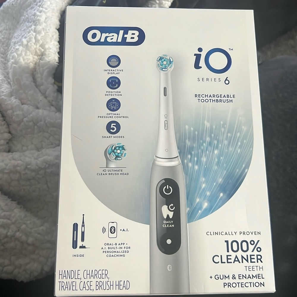 Oral B iO Series 6 rechargeable toothbrush